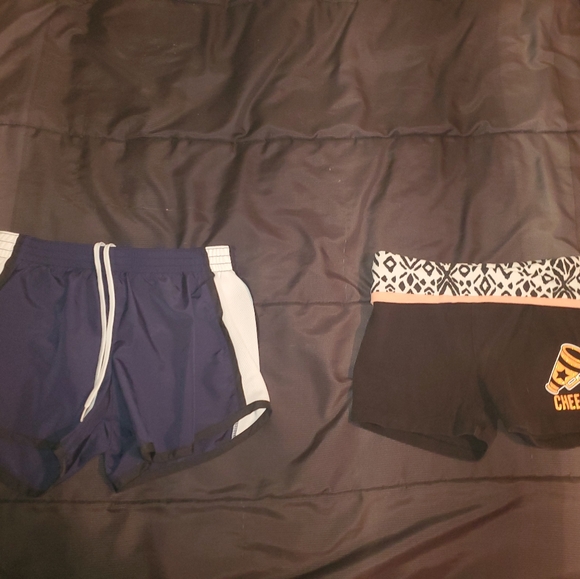girl med shorts